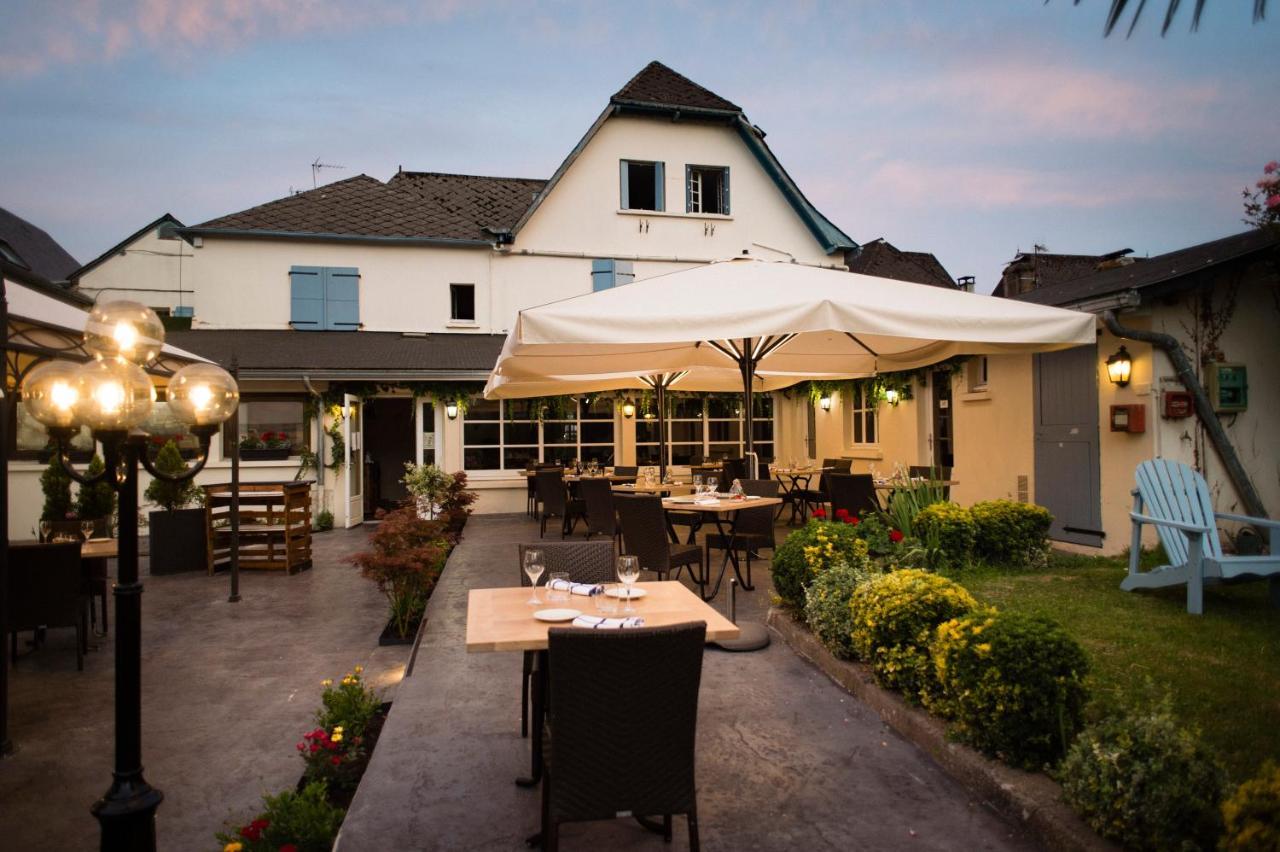 Chez CHILO Hotel Barcus Kültér fotó