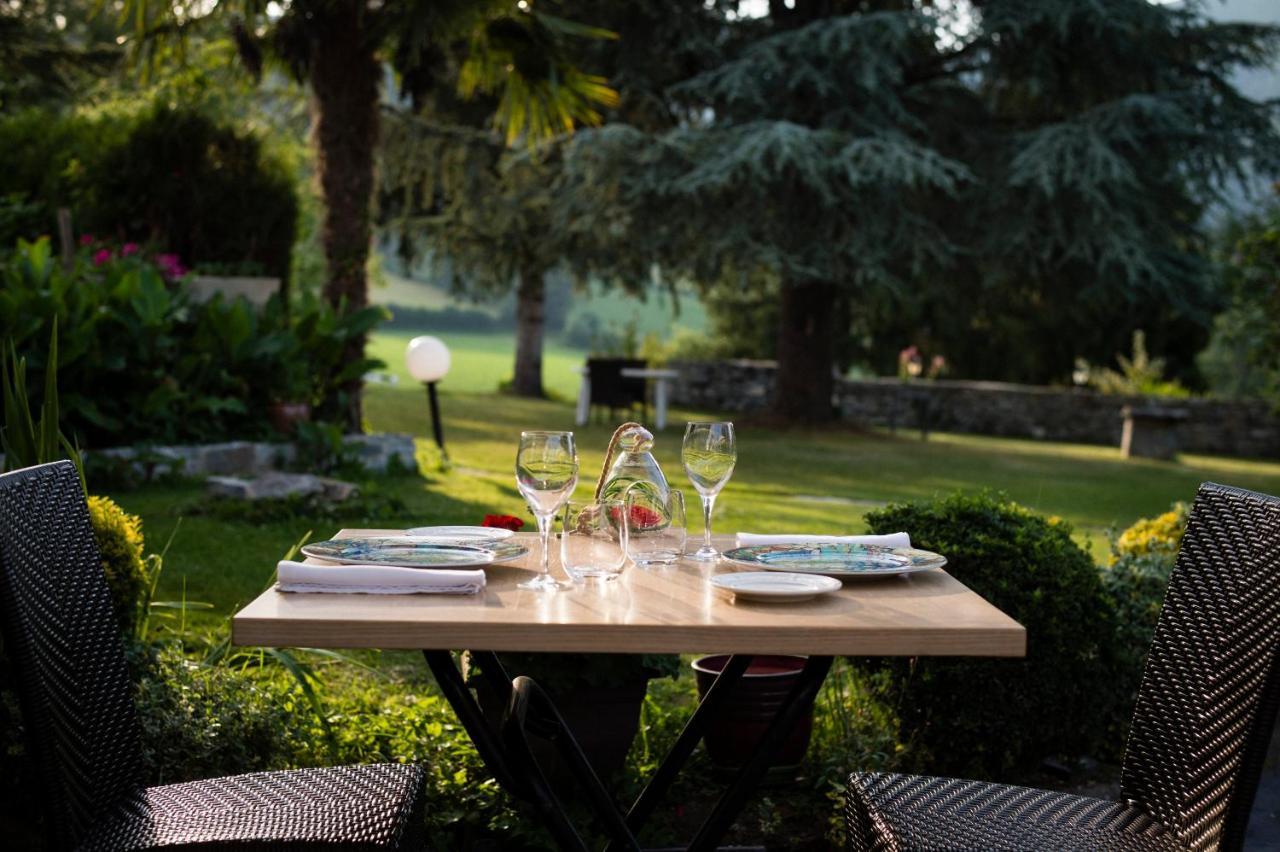 Chez CHILO Hotel Barcus Kültér fotó