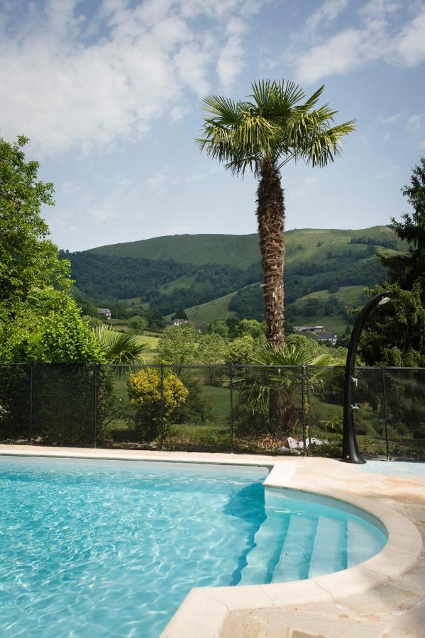 Chez CHILO Hotel Barcus Kültér fotó