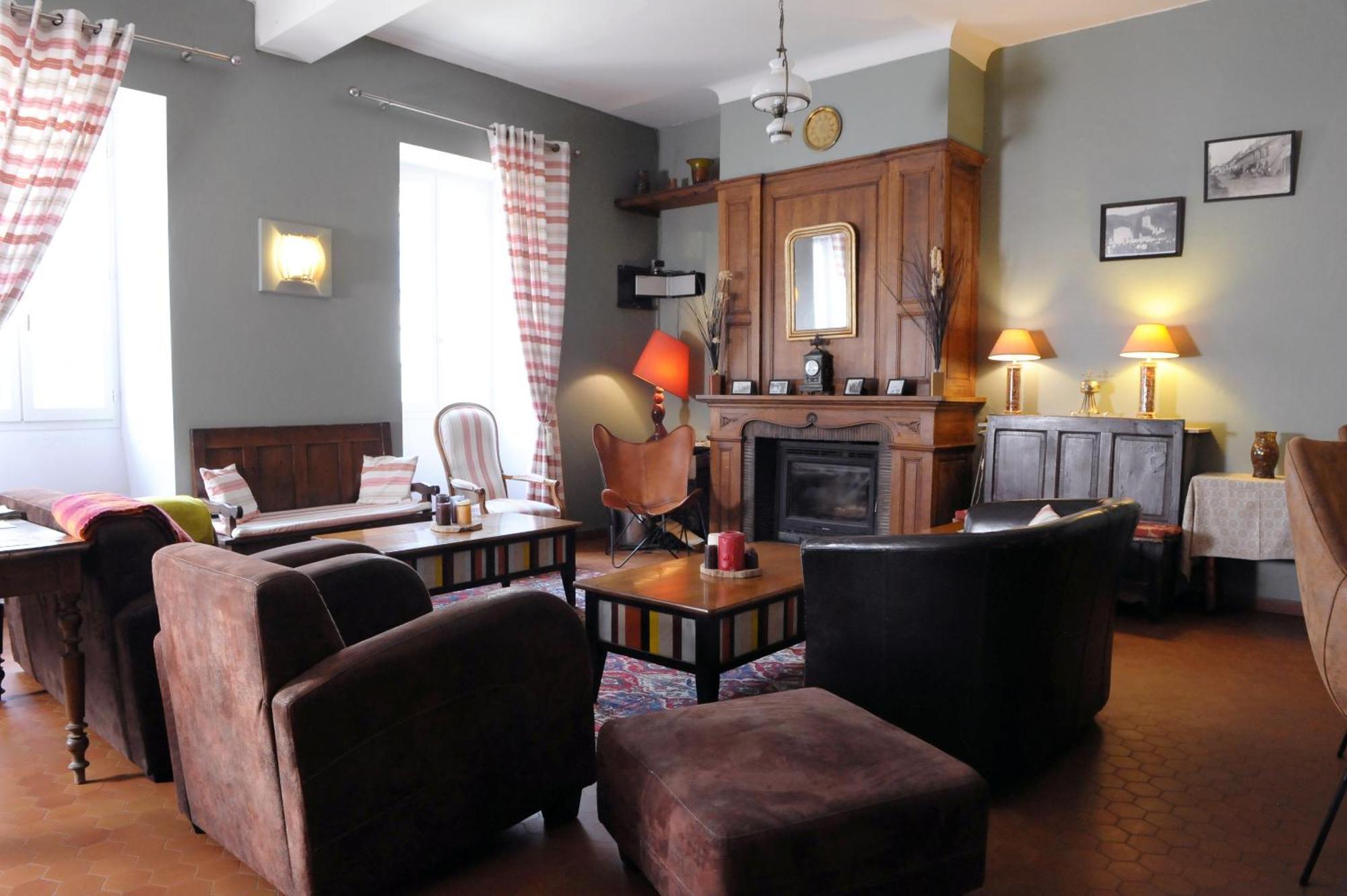 Chez CHILO Hotel Barcus Kültér fotó