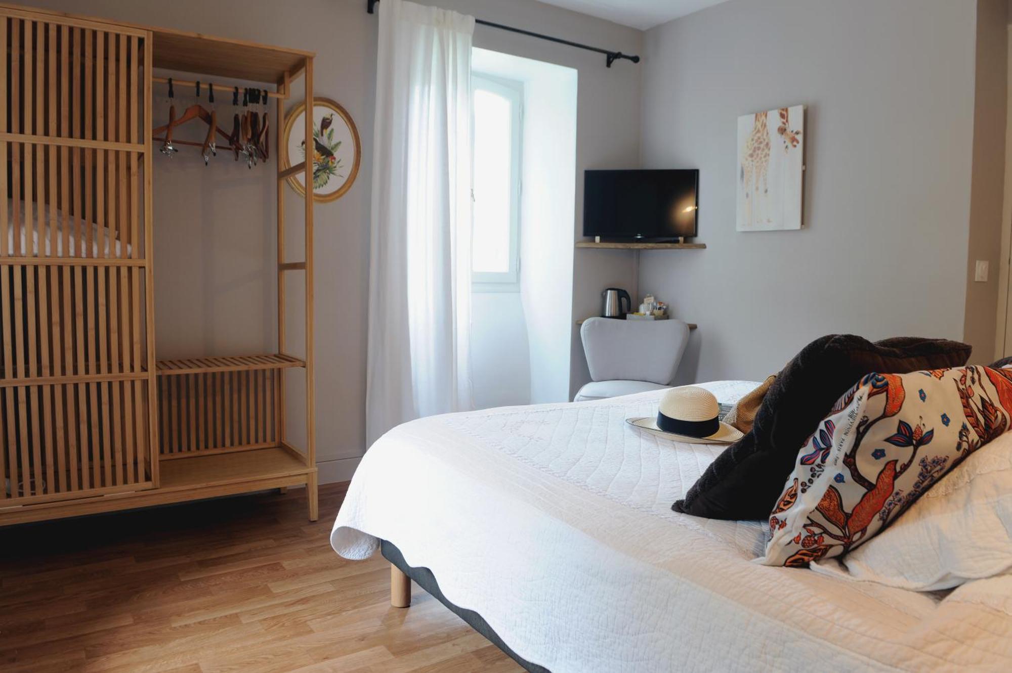 Chez CHILO Hotel Barcus Kültér fotó