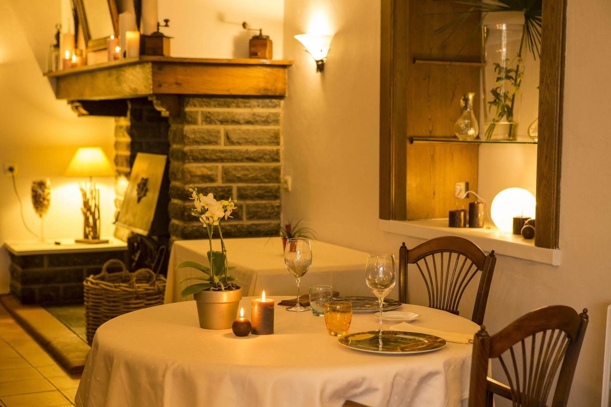 Chez CHILO Hotel Barcus Kültér fotó