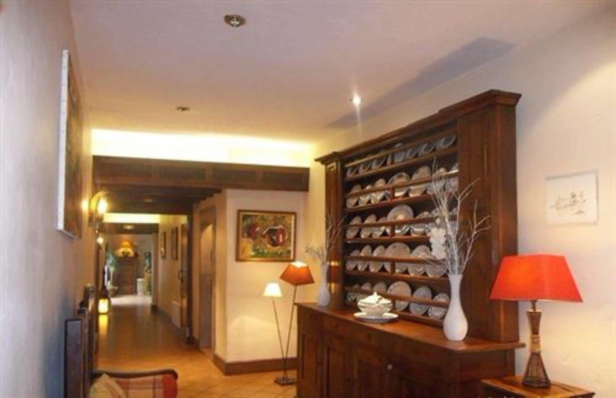 Chez CHILO Hotel Barcus Kültér fotó